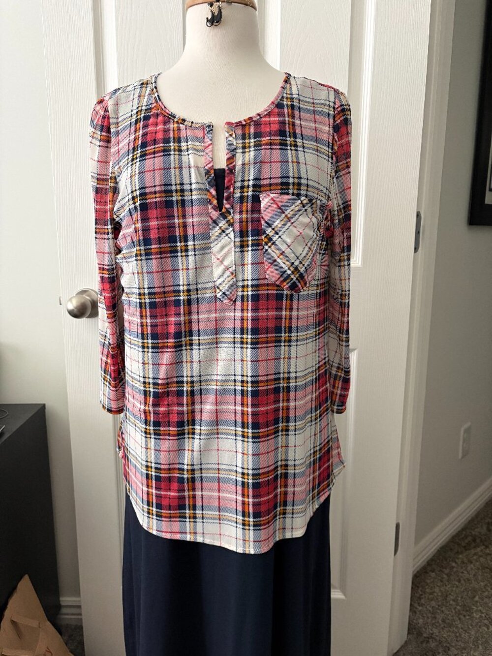 Eden & Olivia Sheer Plaid Top Size L